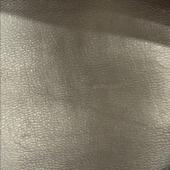 Makeup Junkie Embossed Leather makeup pouch El Dorado Cognac Bubble Gator - Picture 7 of 9